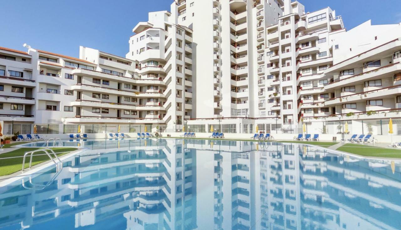 Apartamento - 303b *
